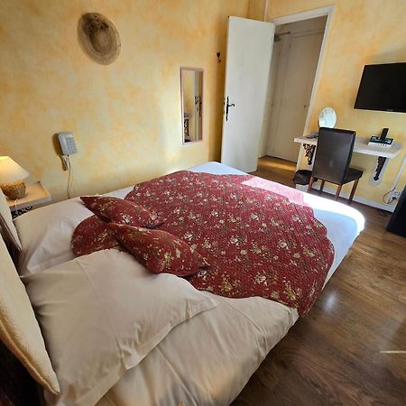 Logis Hotels Le Saint Marc Mollans-sur-Ouvèze Eksteriør bilde